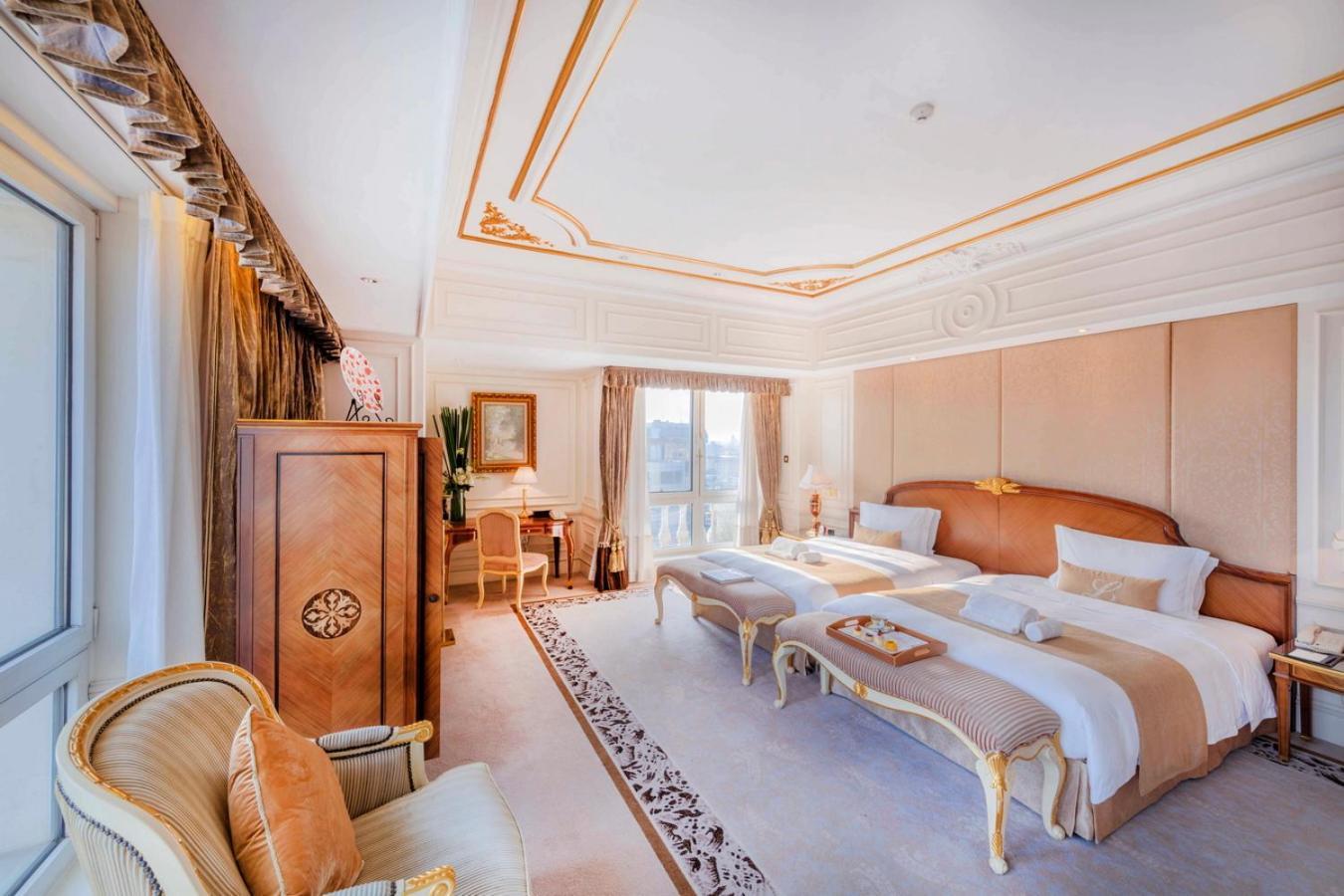 Legendale Hotel Beijing Exterior photo Deluxe Suite